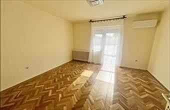 Kiadó Debreceni tégla lakás hirdetés (87244832)