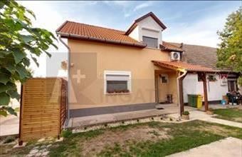 Eladó Szegedi családi ház hirdetés (74394444)