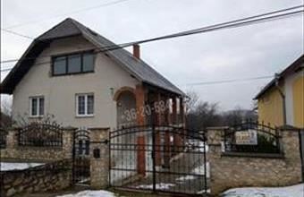 Eladó Lesencetomaji családi ház hirdetés (76446371)