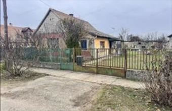 Eladó Kunfehértói családi ház hirdetés (93993427)