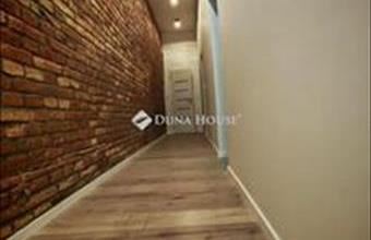 Eladó Pécsi tégla lakás hirdetés (87423736)