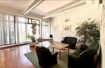 Eladó Budapest V. kerületi iroda családiházban hirdetés (96694978)