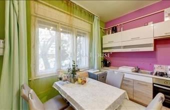 Eladó Budapest II. kerületi családi ház hirdetés (87747599)