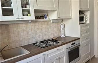 Eladó Budapest IX. kerületi csúsztatott zsalus lakás hirdetés (79893533)