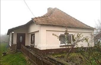 Eladó Ajkai családi ház hirdetés (43993595)