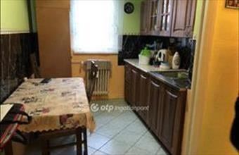 Eladó Ajkai tégla lakás hirdetés (82342573)