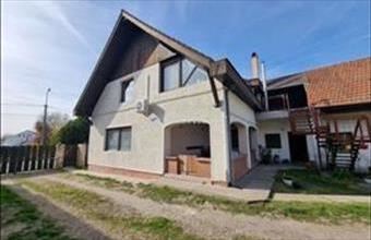 Eladó Szigetszentmártoni családi ház hirdetés (27394325)