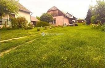 Eladó Szári családi ház hirdetés (57384421)