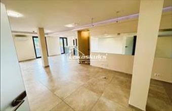 Kiadó Soproni iroda irodaházban hirdetés (47323937)