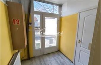 Eladó Siófoki iroda irodaházban hirdetés (83874743)