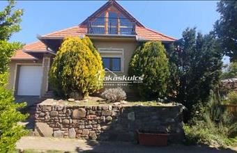 Eladó Cserszegtomaji családi ház hirdetés (93632155)