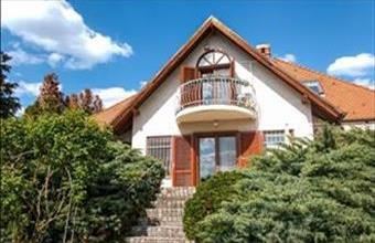 Eladó Szentendrei családi ház hirdetés (19762457)