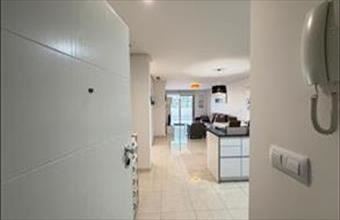 Eladó Spanyolországi tégla lakás hirdetés (73478434)