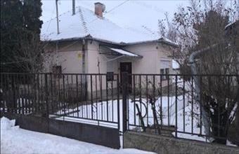 Eladó Tiszaföldvári családi ház hirdetés (47223941)