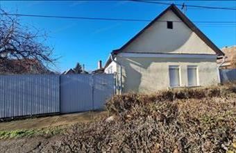 Eladó Jászberényi családi ház hirdetés (72753873)