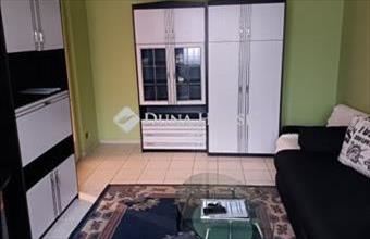 Eladó Szegedi panel lakás hirdetés (57424341)