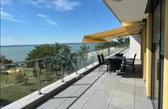 Eladó Siófoki tégla lakás hirdetés (77126187)