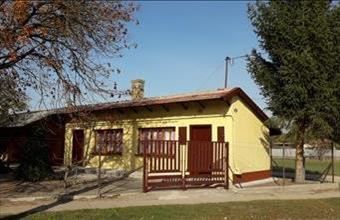 Eladó Tiszanánai családi ház hirdetés (54343222)