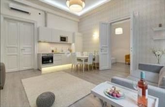 Kiadó Budapest VI. kerületi tégla lakás hirdetés (77774245)