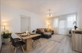 Eladó Budapest VIII. kerületi csúsztatott zsalus lakás hirdetés (75944784)