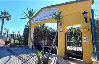 Eladó Spanyolországi tégla lakás hirdetés (84923422)