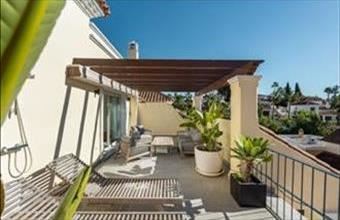 Eladó Spanyolországi sorház hirdetés (55947932)