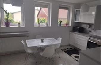 Eladó Győrújbaráti családi ház hirdetés (95738794)