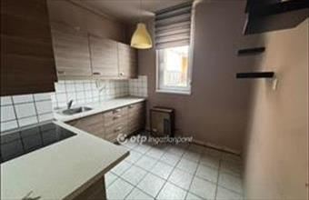 Eladó Szekszárdi panel lakás hirdetés (69384584)