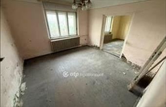 Eladó Tiszakécskei családi ház hirdetés (44373972)