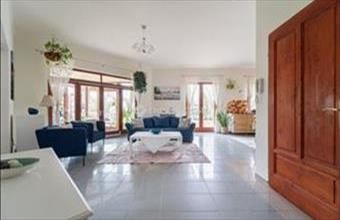 Eladó Kisoroszi családi ház hirdetés (77868357)