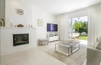 Eladó Spanyolországi sorház hirdetés (57547842)