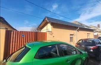 Eladó Csongrádi családi ház hirdetés (26642419)