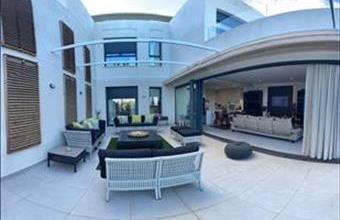 Eladó Spanyolországi sorház hirdetés (29793494)