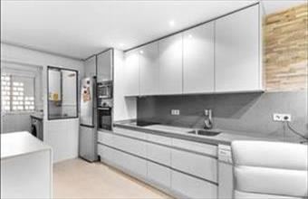 Eladó Spanyolországi tégla lakás hirdetés (33875445)