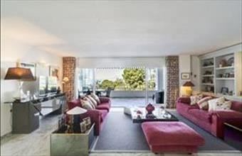 Eladó Spanyolországi tégla lakás hirdetés (71179849)