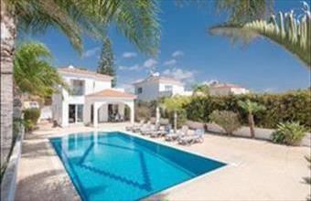 Kiadó Ciprusi családi ház hirdetés (35441935)