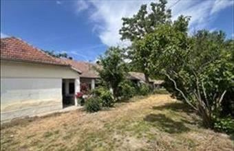 Eladó Soponyai családi ház hirdetés (73422537)