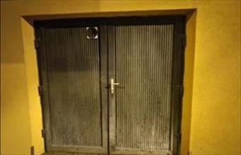 Eladó Tatabányai egyedi garázs hirdetés (65987838)