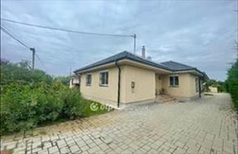 Eladó Debreceni családi ház hirdetés (71914739)