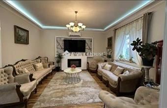 Eladó Budapest XIV. kerületi családi ház hirdetés (78841769)