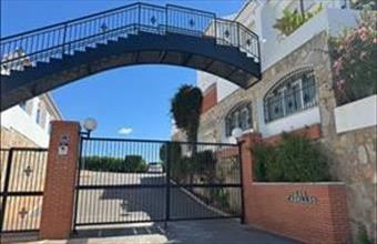 Eladó Spanyolországi sorház hirdetés (97833323)