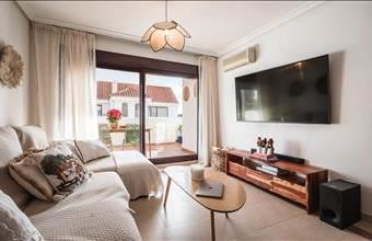 Eladó Spanyolországi tégla lakás hirdetés (65749932)