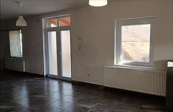 Eladó Csákvári családi ház hirdetés (87337937)