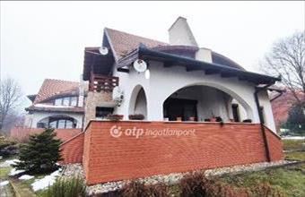 Eladó Alsópáhoki tégla lakás hirdetés (96296788)