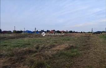 Eladó Kulcsi lakóövezeti telek hirdetés (94494436)