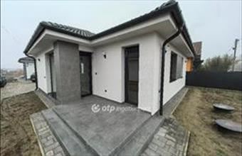 Eladó Hajdúsámsoni ikerház hirdetés (33474977)