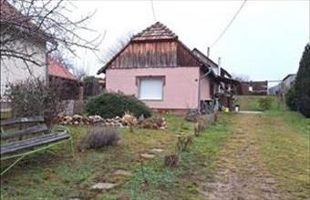 Eladó Szári családi ház hirdetés (49842322)