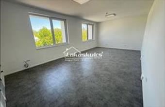 Kiadó Soproni iroda irodaházban hirdetés (87748346)