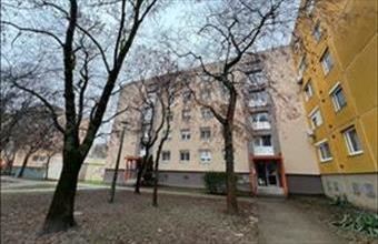 Eladó Győri panel lakás hirdetés (38455325)