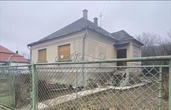 Eladó Sokorópátkai családi ház hirdetés (39831385)